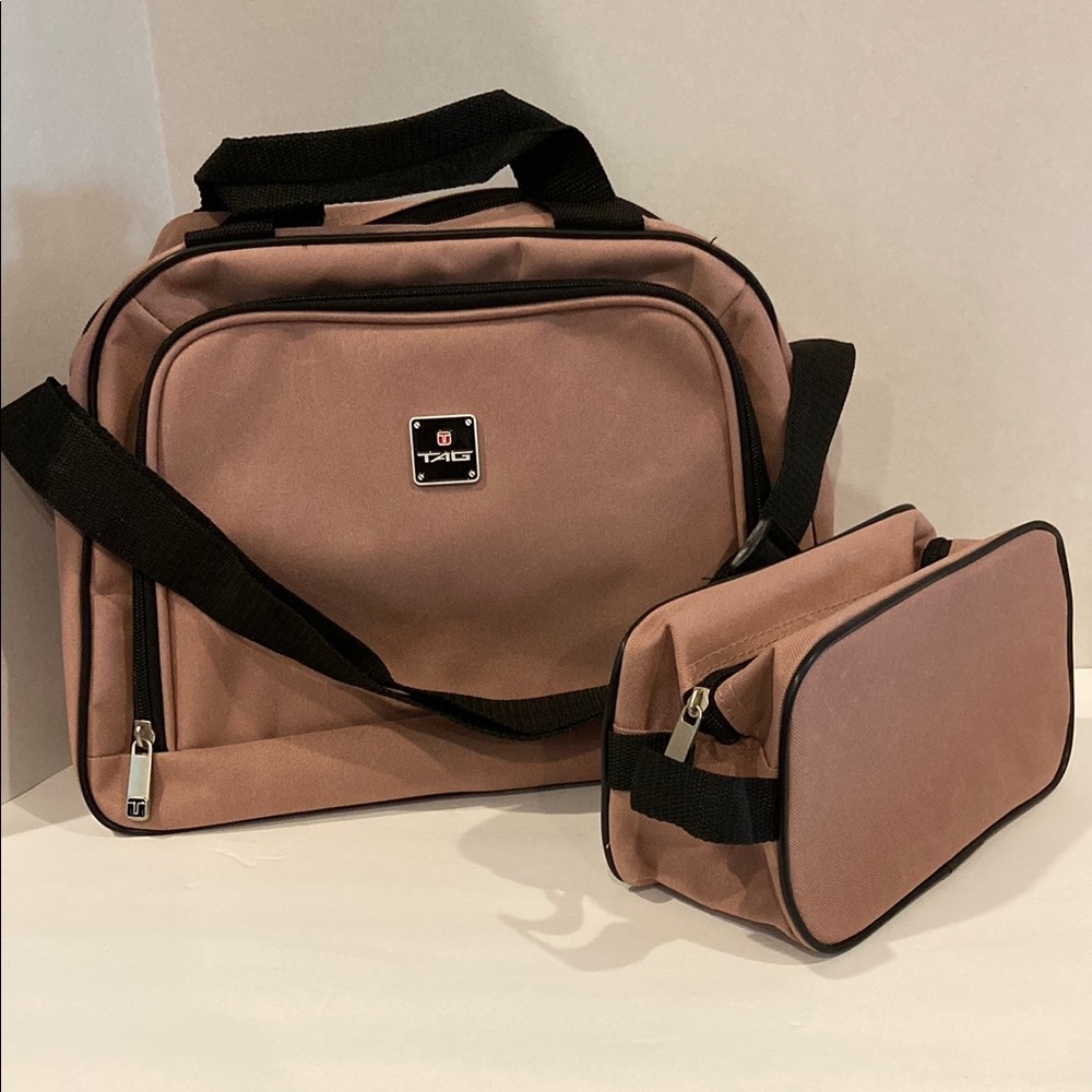 NWOT Tag Legacy Carry-On Travel Tote and Toiletry Case Set